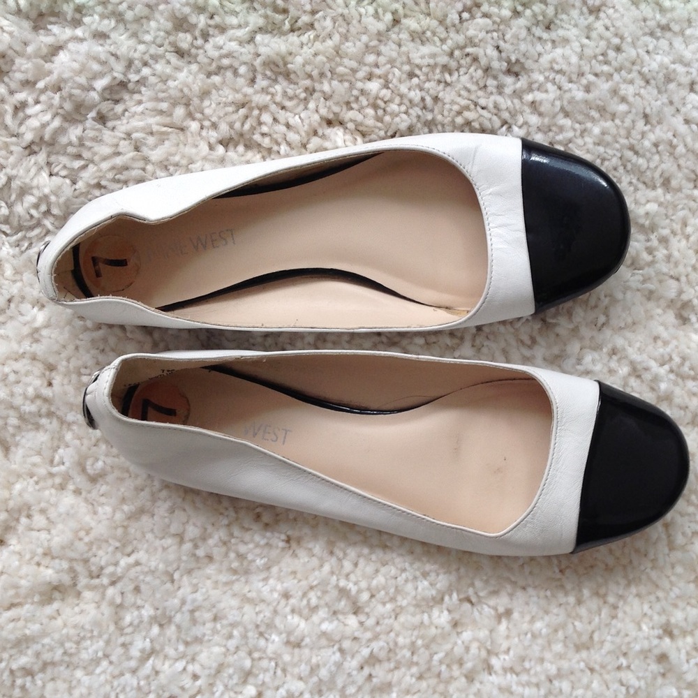 Nine west flats